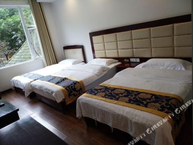 Superior Triple room