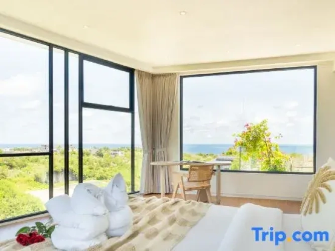4 Bedrooms Villa