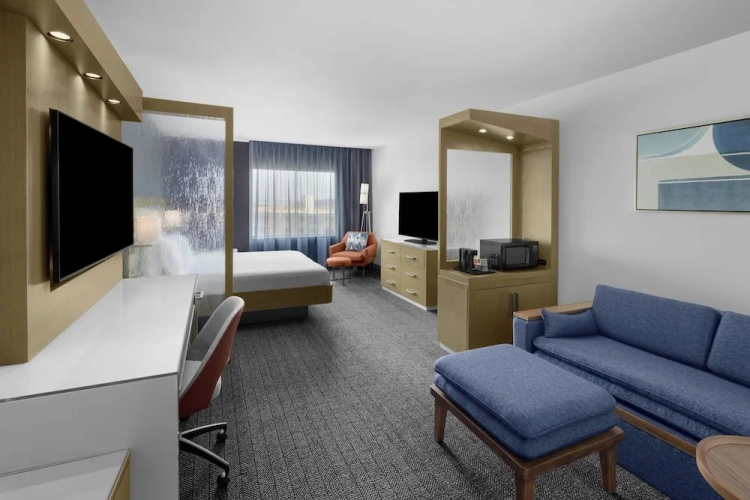 Double Suite