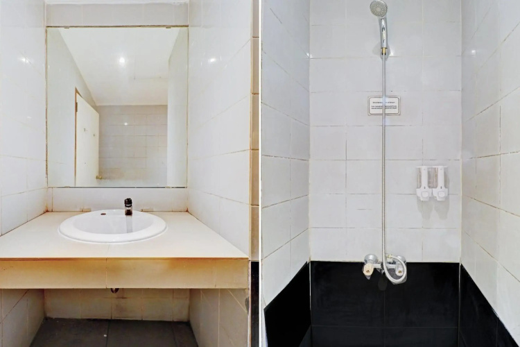 OYO Flagship 90658 Hotel Asteria