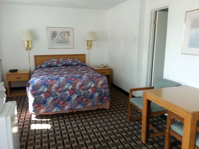 The Crow Peak Lodge