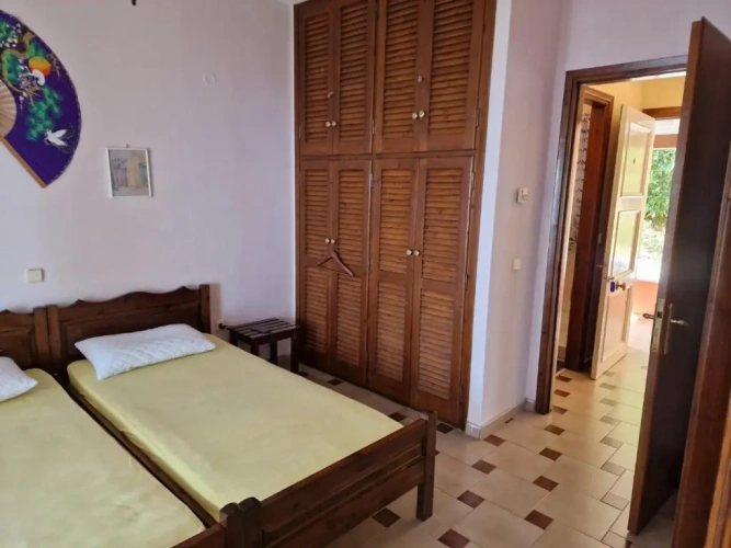 3 Bedrooms Apartment