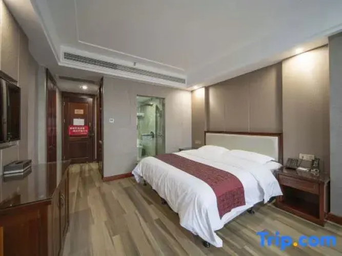Xuri Dongfang Grand Hotel