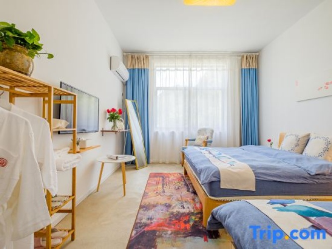 Standard Triple Family room