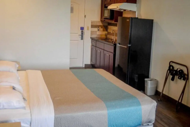 Rodeway Inn