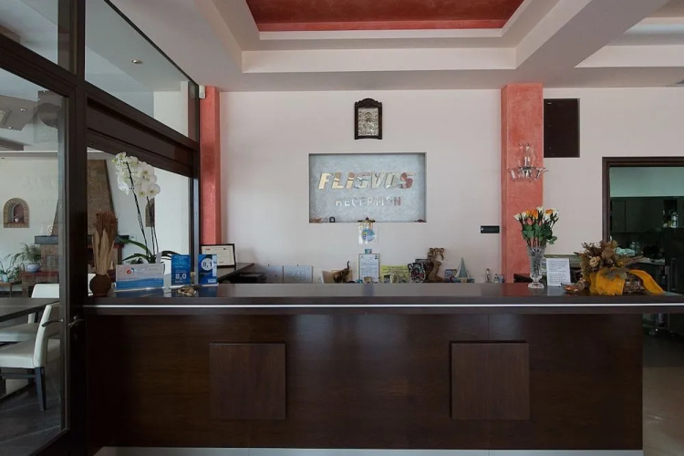 Flisvos Rooms
