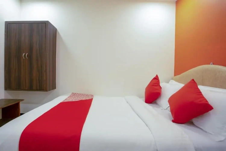 Classic Triple room