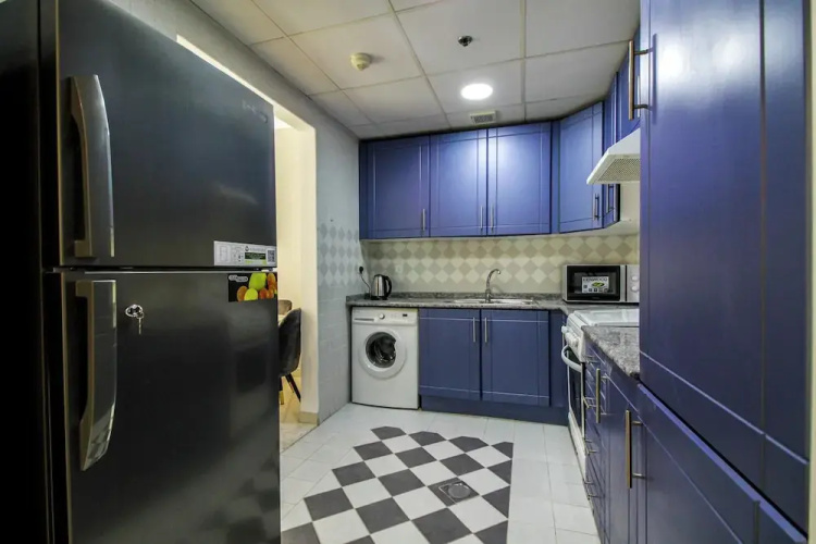 Spacious 1BR with Balcony in JLT