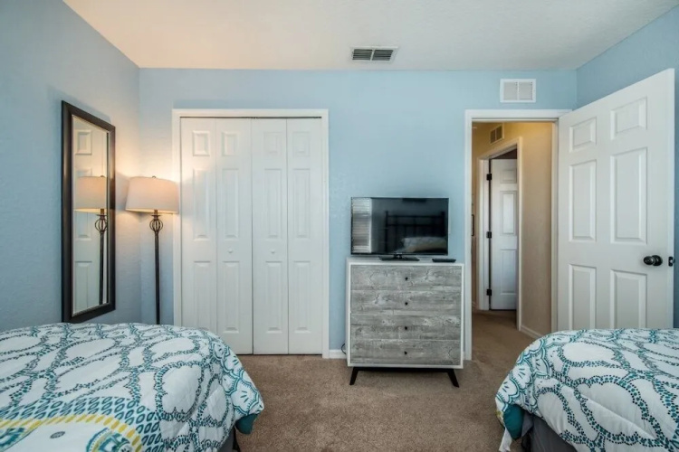 4-Bedroom Villa in Davenport 1104CAL