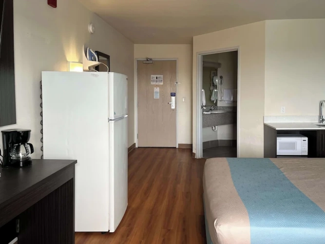 Standard Double Suite