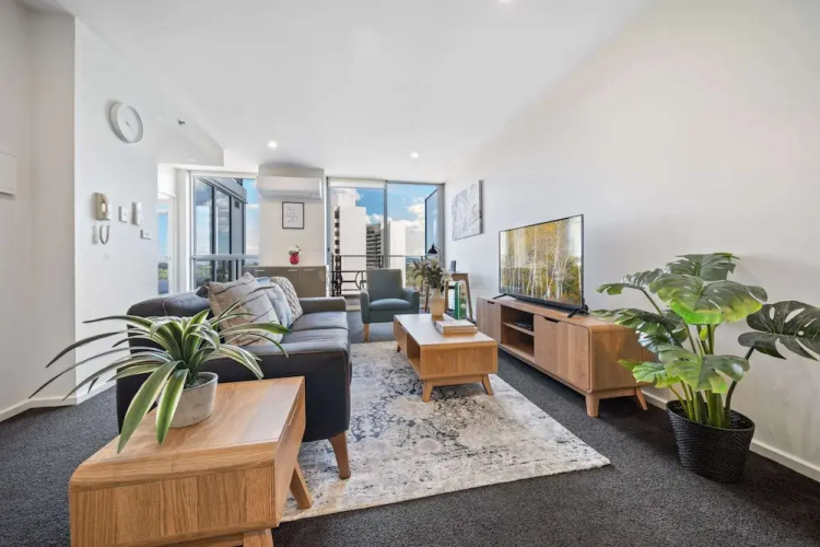 Glorious Central Canberra 1-bed With Pool & Sauna