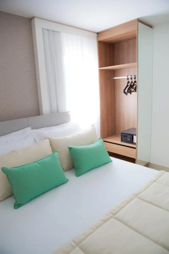 Standard Twin room with view