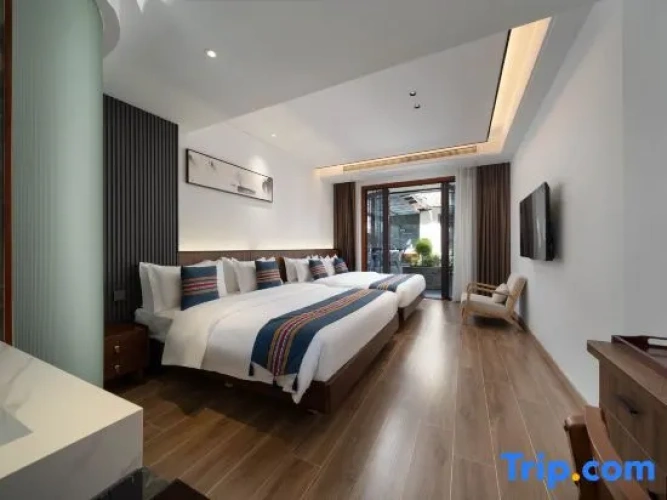 Standard Family room