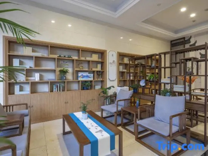 Manju Hotel Ningbo Polytechnic