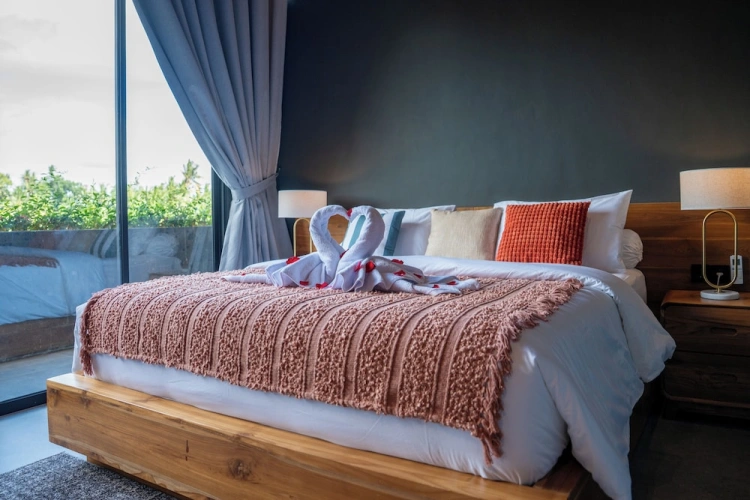 4 Bedrooms Deluxe Villa with park view