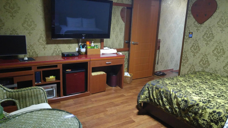 Loa Hotel