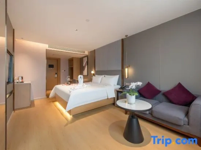 Deluxe Double room with view