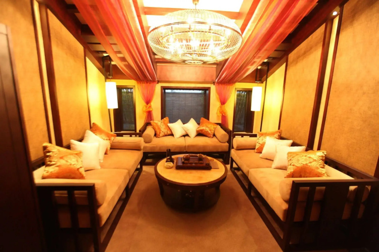Gloria Plaza Hotel Dongsheng
