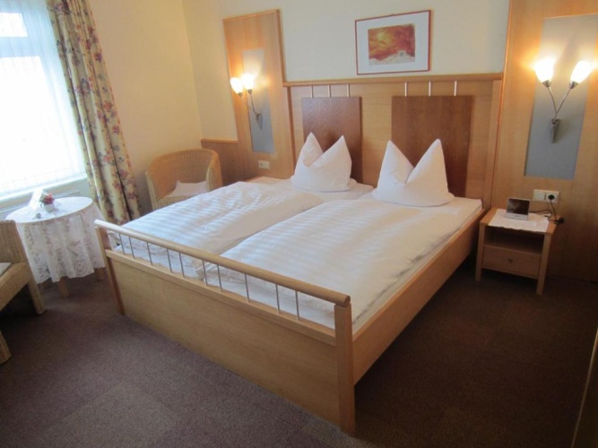 Standard Double room with land view