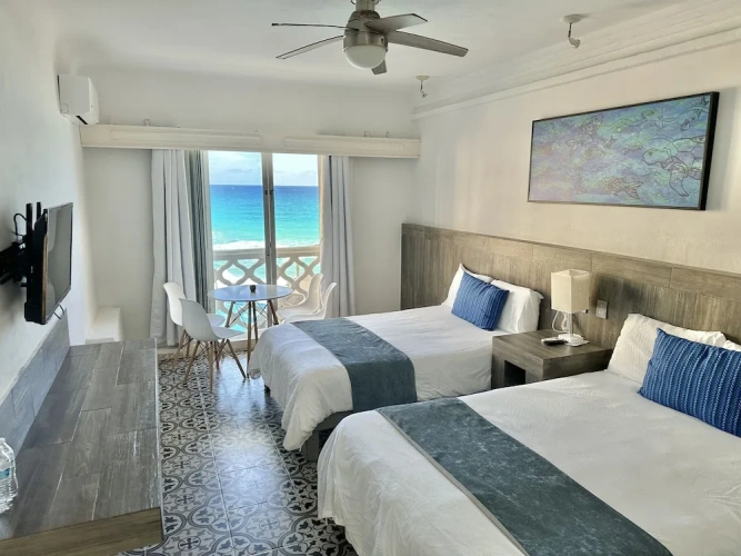 Standard Quadruple room with ocean view