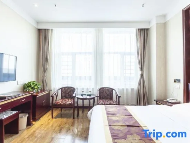 Deluxe Double Suite
