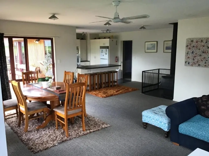 3 Bedrooms Cottage