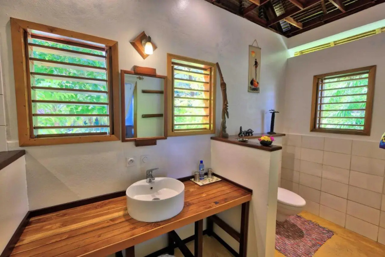 Tsara Komba Lodge