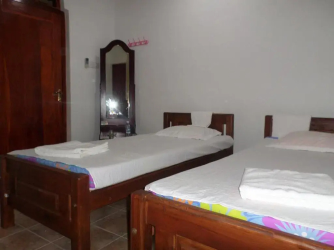 Mayura Rest Inn