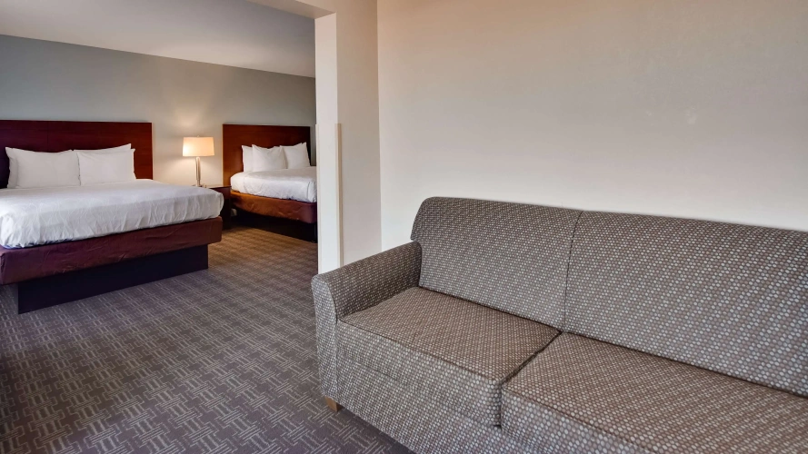 Quadruple Suite