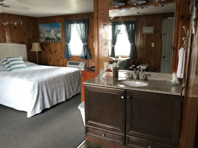 Lighthouse Motel