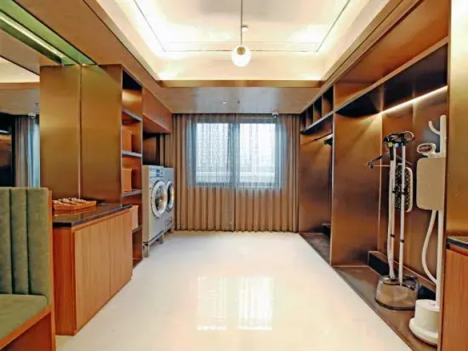 Orange Hotel (Shanghai Dushi Road)