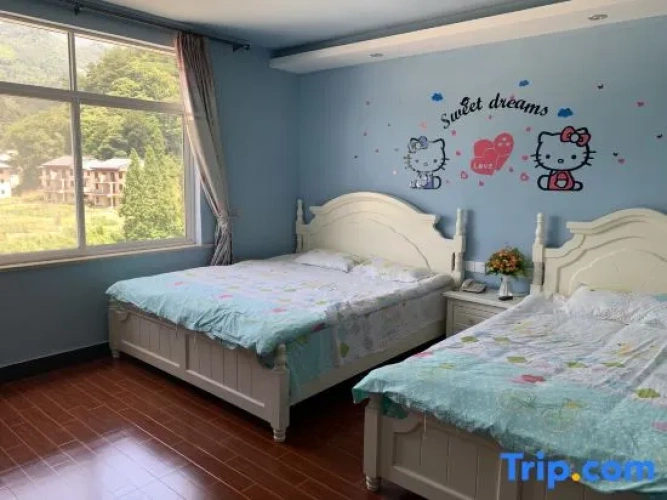 4 Bedrooms Standard room