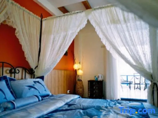 Santorini B&B