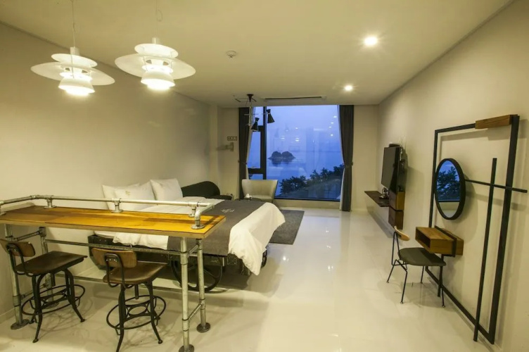 Yeosoo Art Land