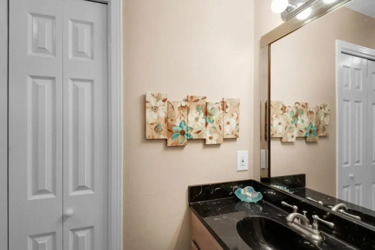 Sandcastle Villas #24 (0/1)