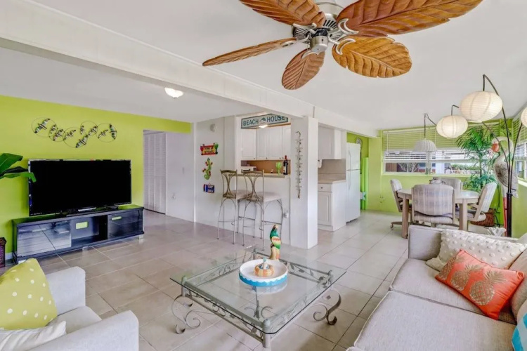 116 Bay Mar Dr
