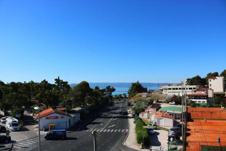 1 Bedroom Apartment with balcony