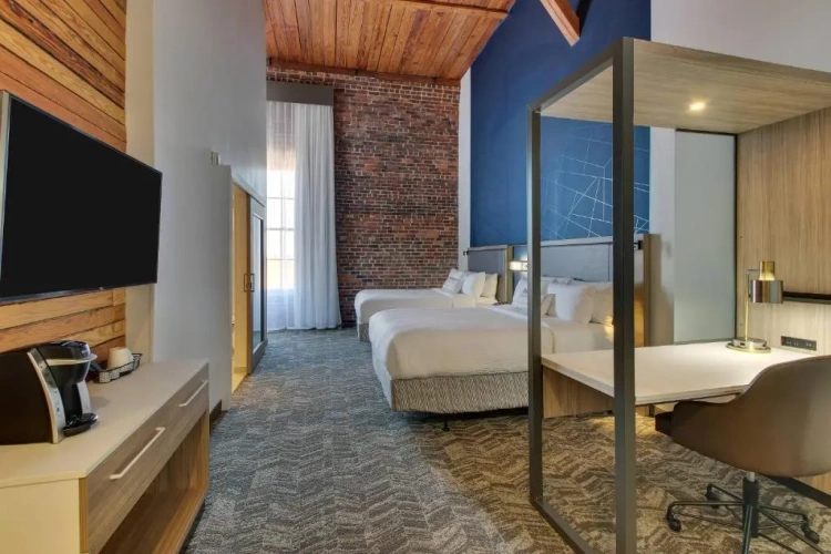 Quadruple Suite