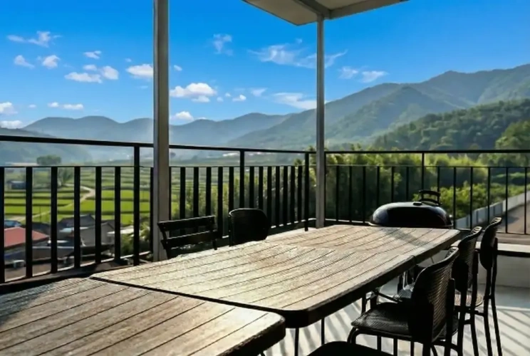 3 Bedrooms Cottage