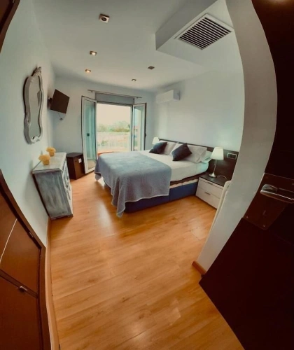 Standard room with balcony