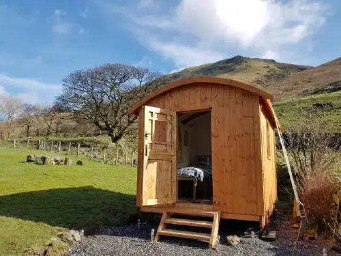 Stybeck Farm Shephards Hut