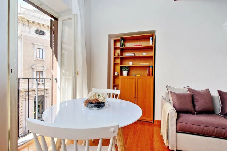 Rent In Rome - Appartamento Santa Maria