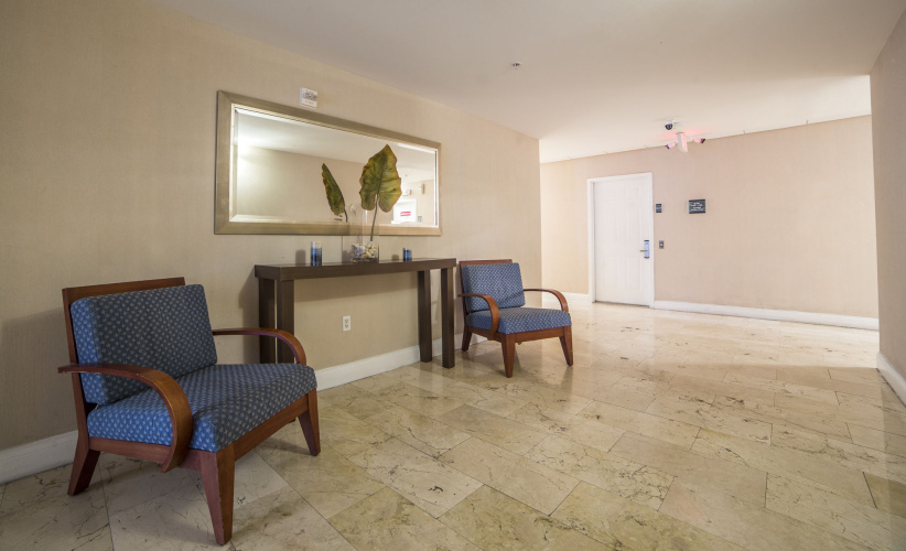 Nuvo Suites Hotel photo 18
