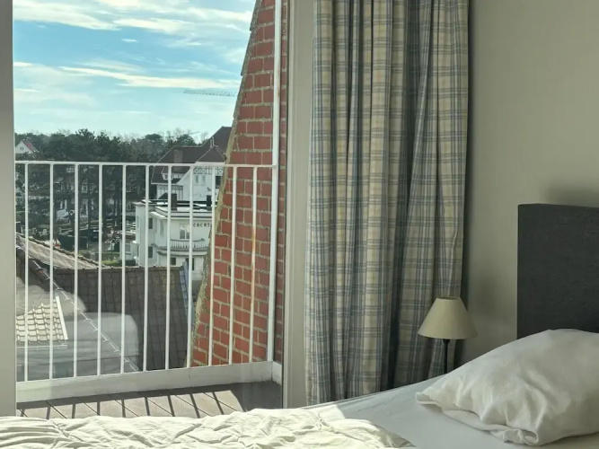 Bright Flat With Bunk Beds