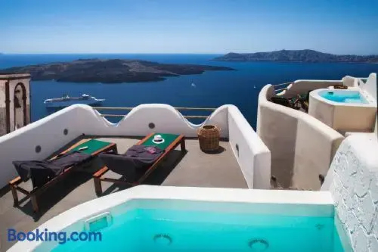 Antithesis Apartments