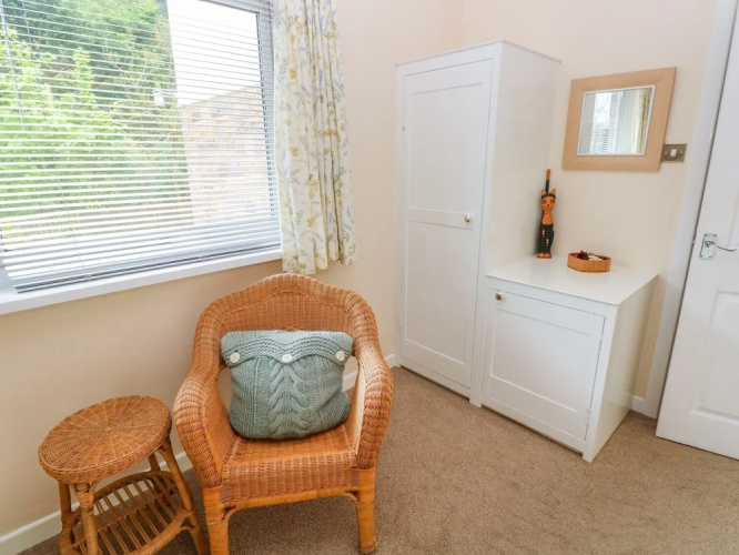 1 Glenvale