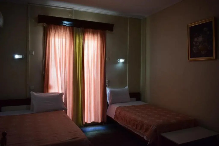 Hotel Hellinis