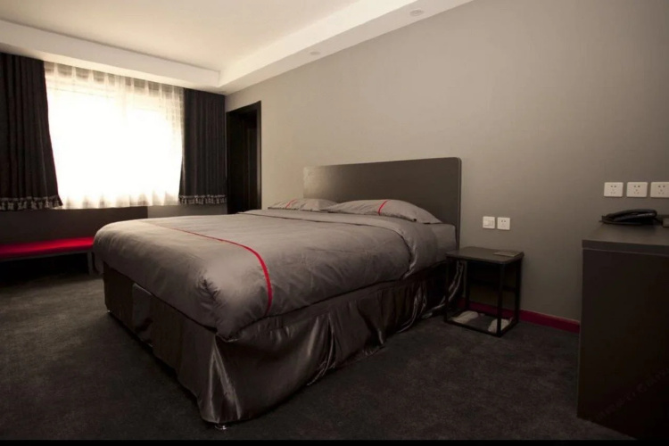 Reese Hotel