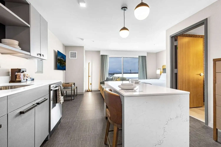 Double Suite