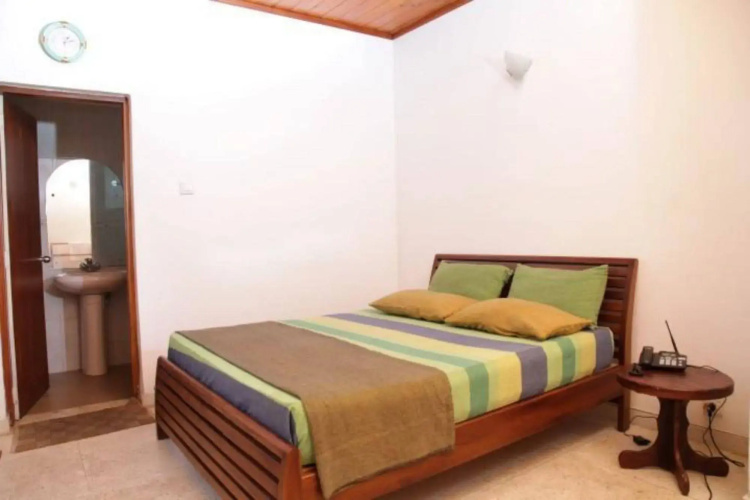 AA Circuit bungalow
